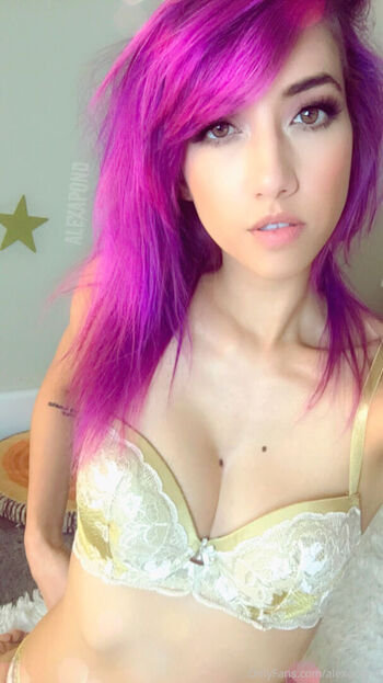 Full leaked Alexa pond page private onlyfans photo