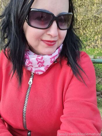 Full leaked Alexiemature private onlyfans photo