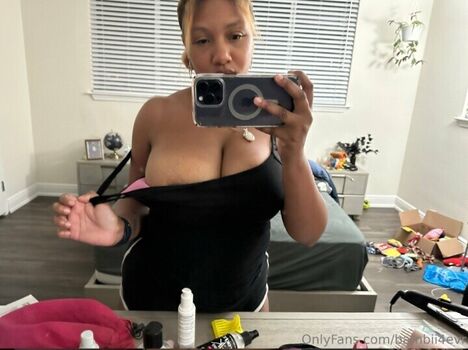 Full leaked Alexis avery private onlyfans photo