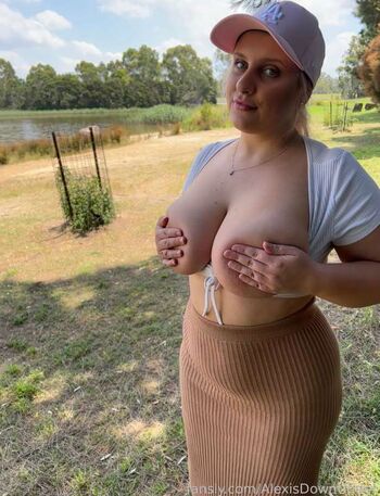 Full leaked Alexisdownunder private onlyfans photo