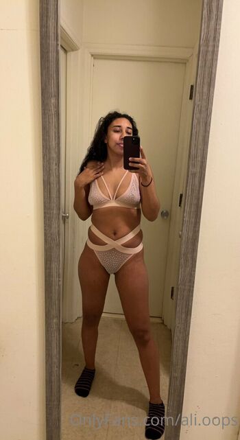 Full leaked Ali ooopss private onlyfans photo