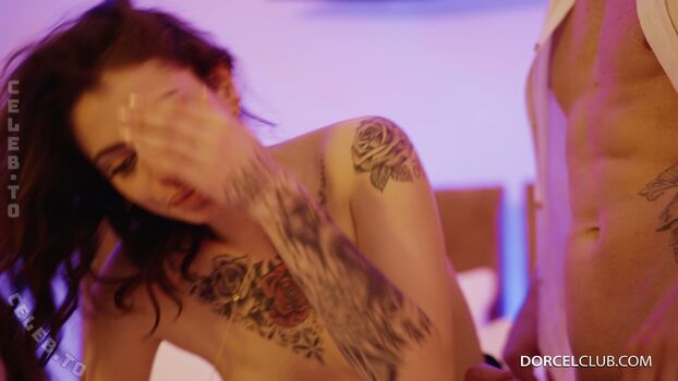 Full leaked Alice drake page private onlyfans photo