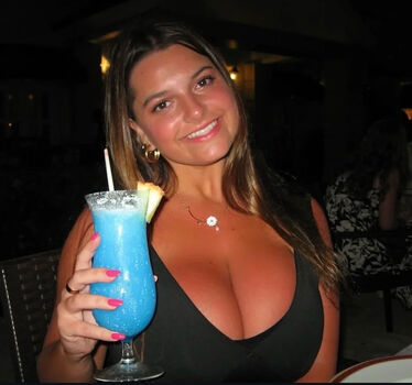 Full leaked Alice m page private onlyfans photo