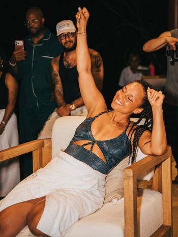 Full leaked Alicia keys private onlyfans photo