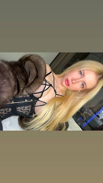 Full leaked Alina mayer private onlyfans photo