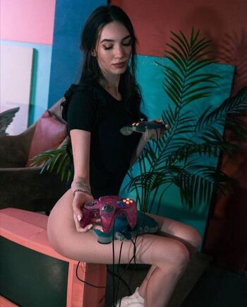 Full leaked Alinaavii private onlyfans photo