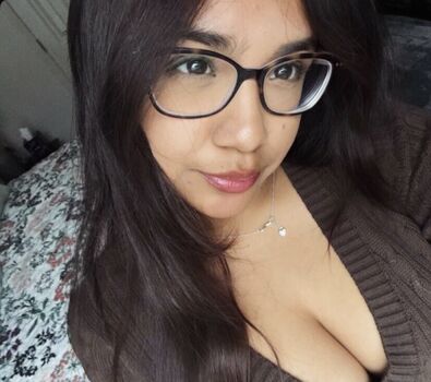 Full leaked Alinalovespickless private onlyfans photo