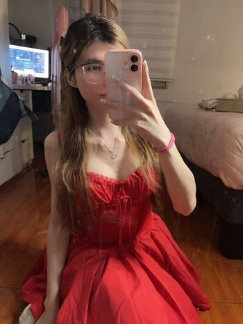 Full leaked Alineettv private onlyfans photo