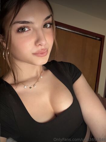 Full leaked Alissasinclair private onlyfans photo