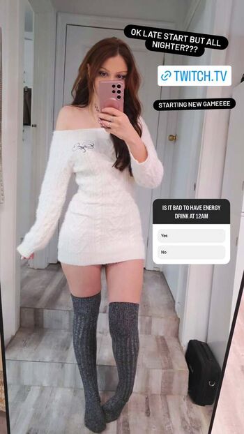 Full leaked Aliythia page private onlyfans photo