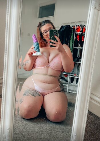 Full leaked Allaboutbee private onlyfans photo