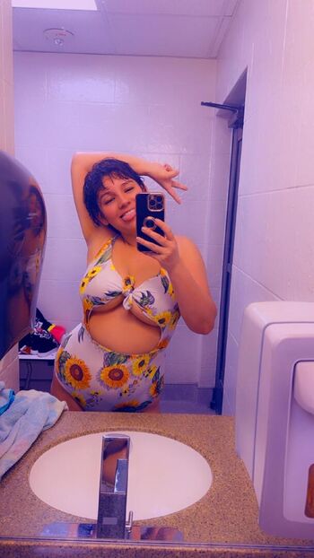Full leaked Allalycia private onlyfans photo