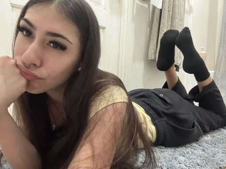 Full leaked Alldaypariss private onlyfans photo