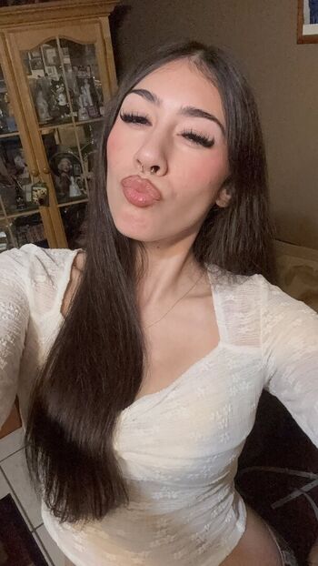 Full leaked Alldaypariss private onlyfans photo