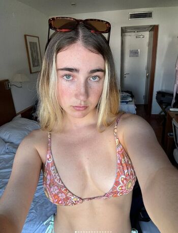 Full leaked Allegra miles private onlyfans photo