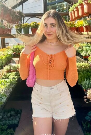 Full leaked Allegra miles private onlyfans photo