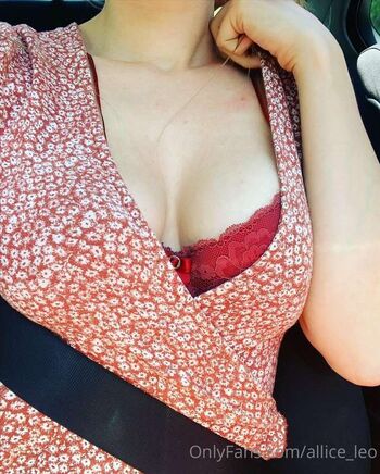 Full leaked Allice leo private onlyfans photo