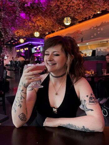 Full leaked Allie tricaso private onlyfans photo