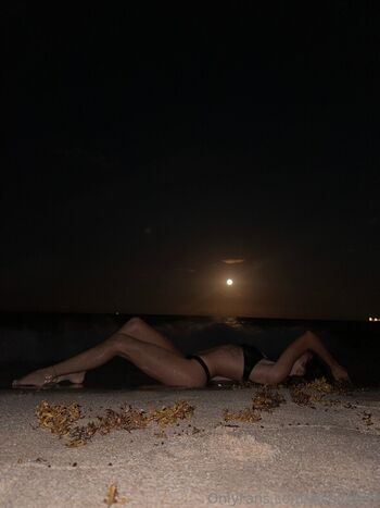 Full leaked Allieryderr private onlyfans photo