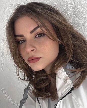 Full leaked Alltimeleah private onlyfans photo