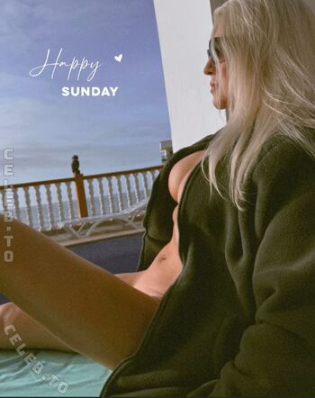 Full leaked Allura pose private onlyfans photo