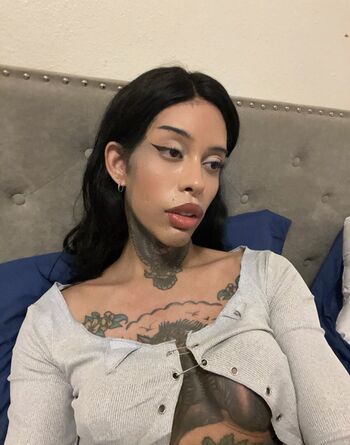 Full leaked Alluringskull private onlyfans photo