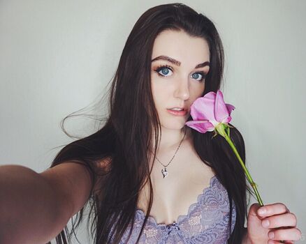 Full leaked Allyhardesty private onlyfans photo