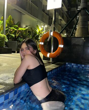 Full leaked Allysa amogues private onlyfans photo