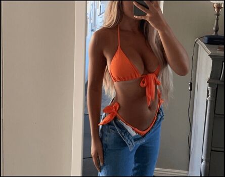 Full leaked Alma perssons private onlyfans photo