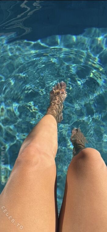 Full leaked Almira azemi private onlyfans photo