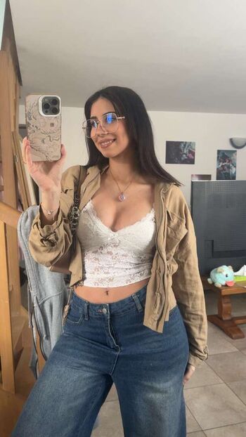 Full leaked Aloonea private onlyfans photo