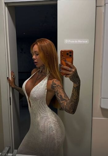 Full leaked Aluchi artoff private onlyfans photo