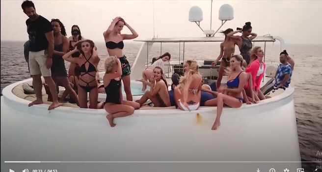 Full leaked Alvi lalli private onlyfans photo