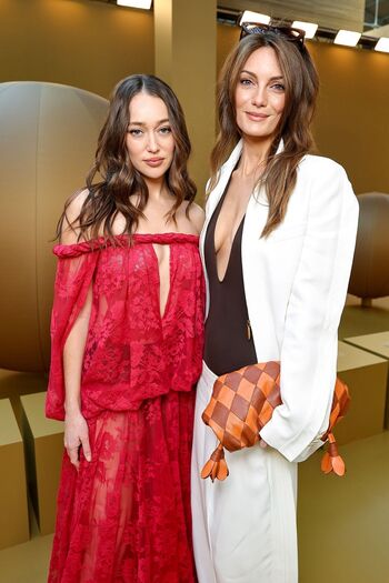 Full leaked Alycia debnam carey page private onlyfans photo