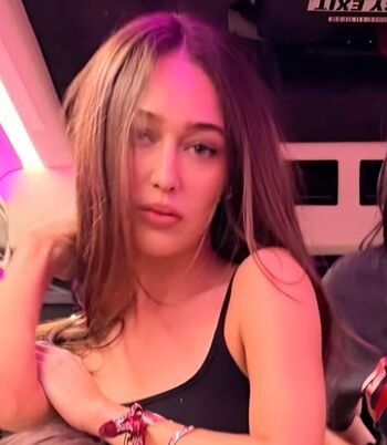Full leaked Alycia debnam carey page private onlyfans photo