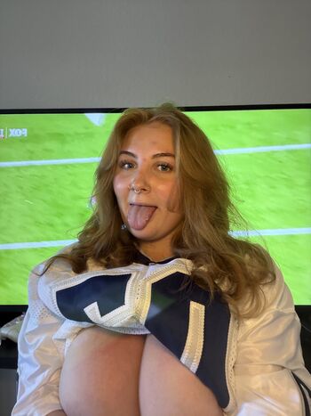 Full leaked Alyssaholmes page private onlyfans photo