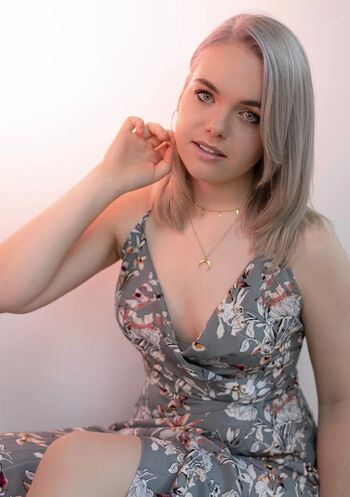 Full leaked Amalee page private onlyfans photo