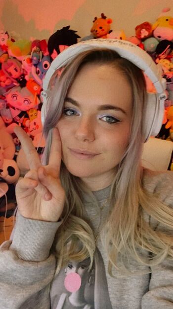 Full leaked Amalee private onlyfans photo