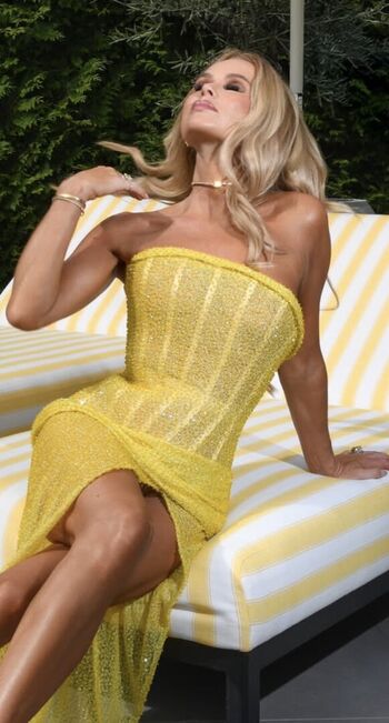 Full leaked Amanda holden private onlyfans photo