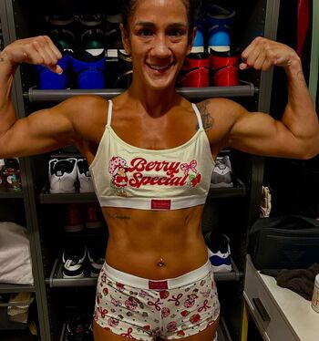 Full leaked Amanda serrano private onlyfans photo