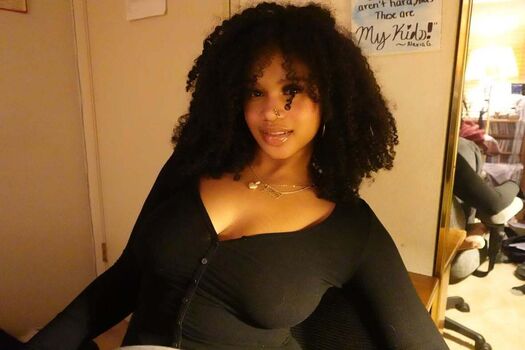 Full leaked Amara kioni private onlyfans photo