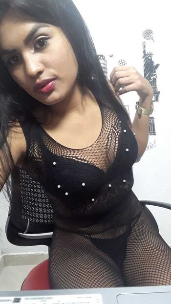 Full leaked Amateur girls page private onlyfans photo