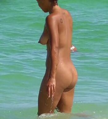 Full leaked Amateur voyeur private onlyfans photo