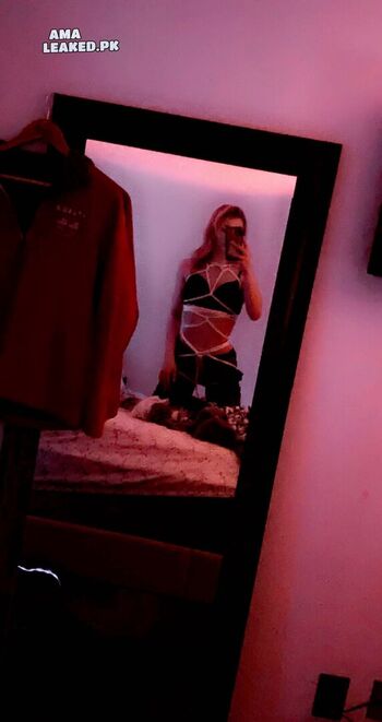 Full leaked Amber glenn page private onlyfans photo