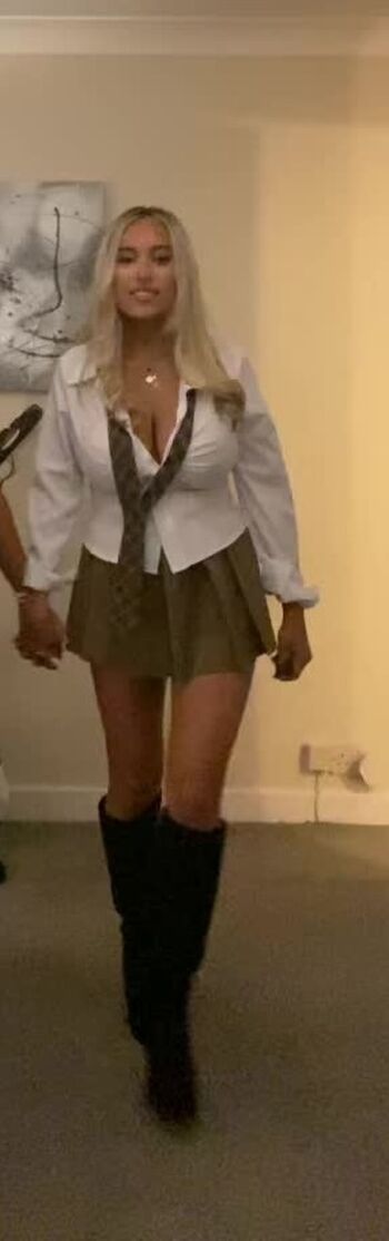 Full leaked Amber isabella private onlyfans photo