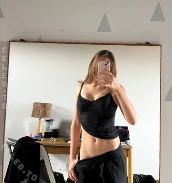 Full leaked Amber jenners private onlyfans photo