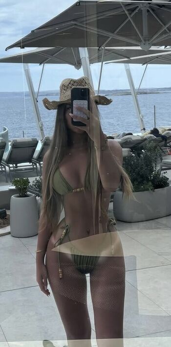 Full leaked Amber kayrouz private onlyfans photo