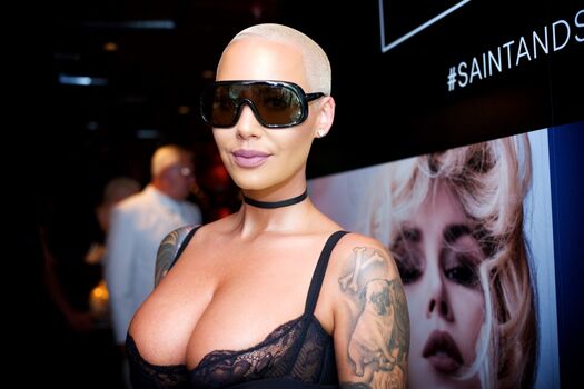 Full leaked Amber rose private onlyfans photo