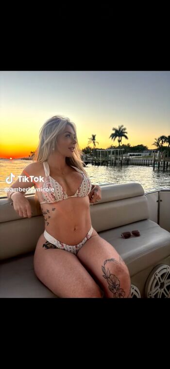 amberlyynicole