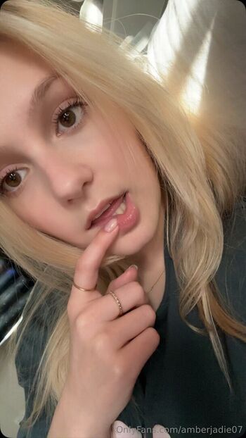 Full leaked Ambsjadie private onlyfans photo